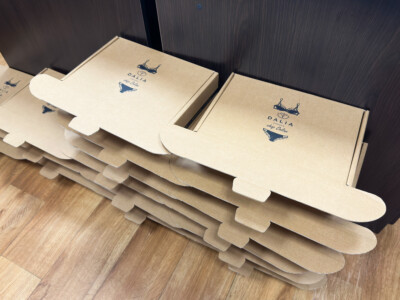 „Pudełka na pizzę” ?