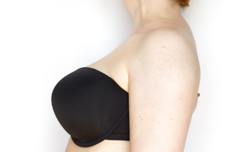 Porcelain Elan moulded strapless na biuście - lewy profil Porcelain Elan moulded strapless na biuście - lewy profil