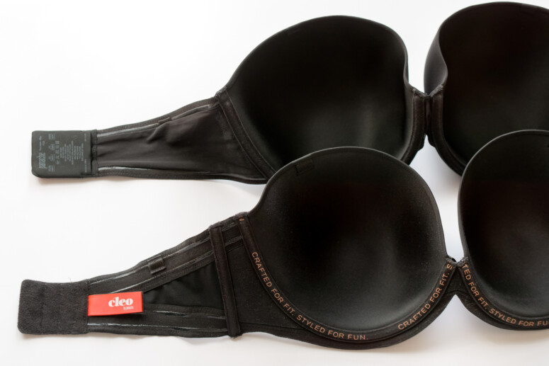 Wnętrze biustonoszy: Porcelain Elan moulded Strapless (wyżej) i Koko plunge strapless (niżej) Wnętrze biustonoszy: Porcelain Elan moulded Strapless (wyżej) i Koko plunge strapless (niżej)