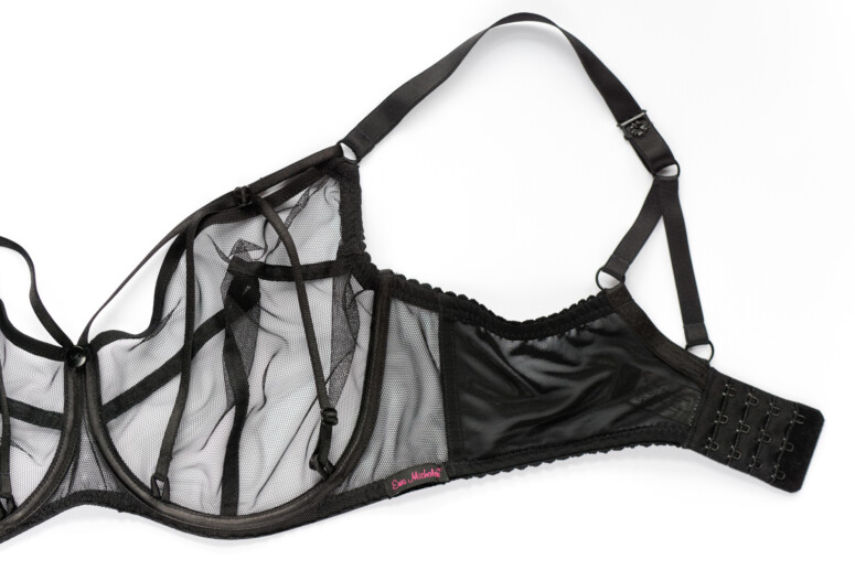 Biustonosz SMN Fetysz Czarny Ewa Michalak - rozłożony na płasko, widoczny lewy bok